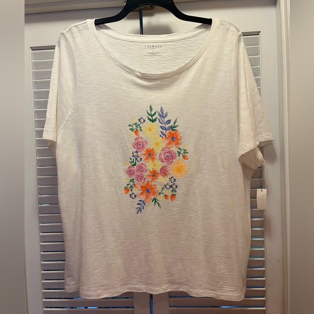 Talbots NWT White Graphic Short Sleeve Tee